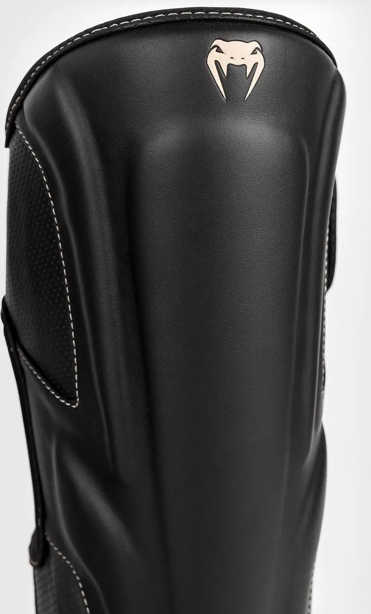 Venum Impact Evo Scheenbeschermers XL - Zwart