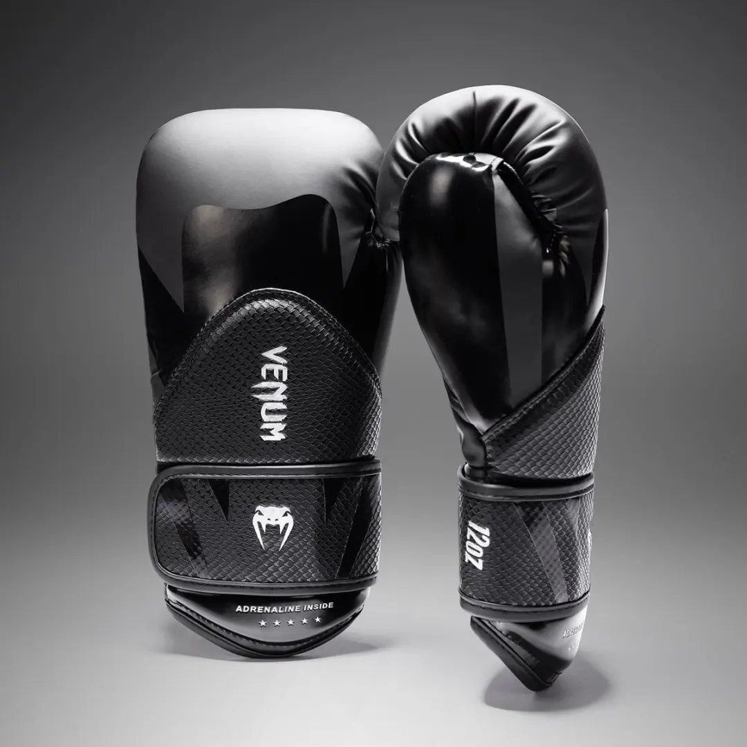 Venum Challenger 4.0 Bokshandschoenen 12 OZ - Zwart