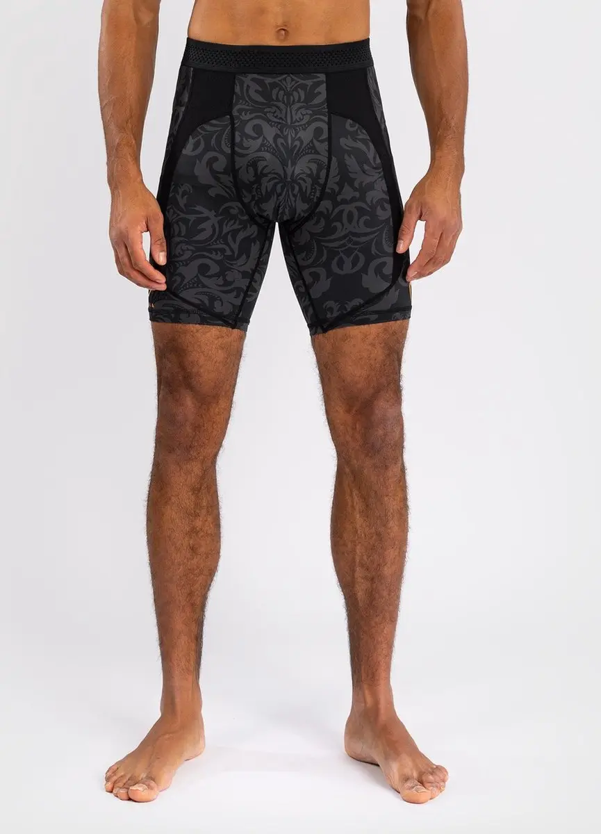 Venum x Ilia Topuria Unmatched Vale Tudo Short - M - Zwart/Goud