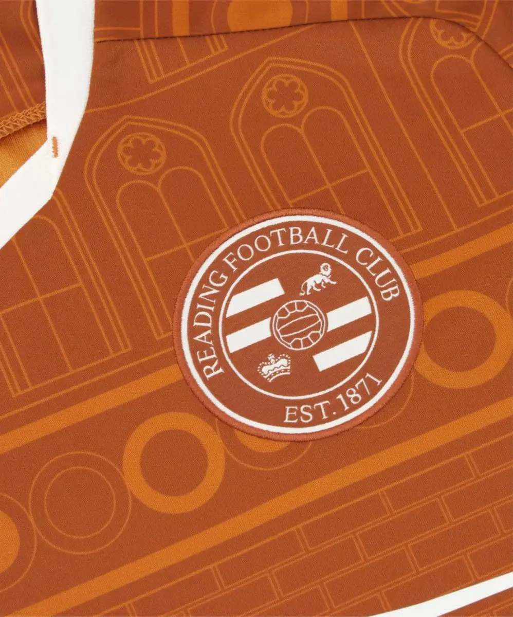 Macron Reading FC Uitshirt 2025/26 - Oranje - Maat M
