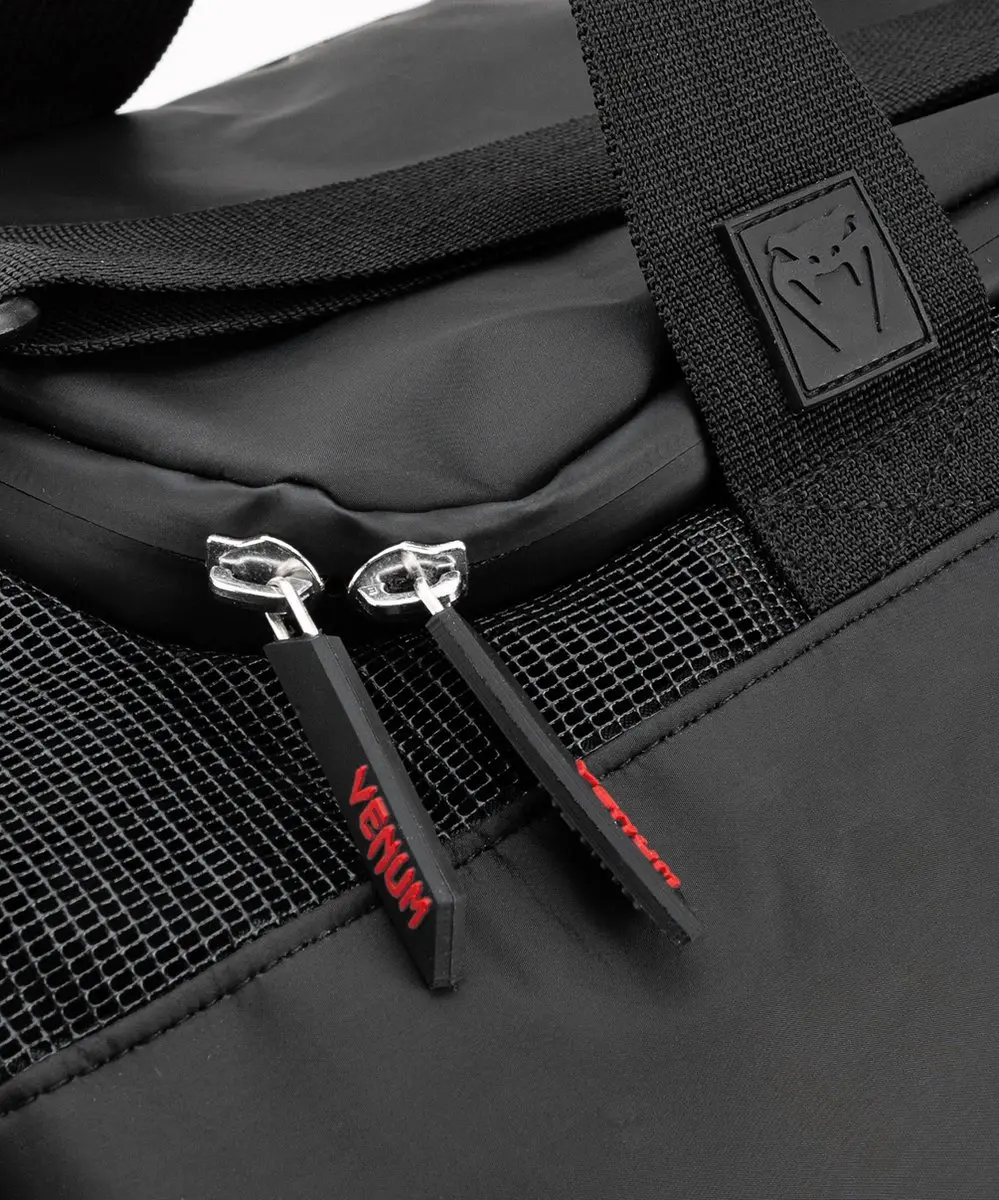 Venum Trainer Lite Evo Sporttas 63L - Zwart/Rood