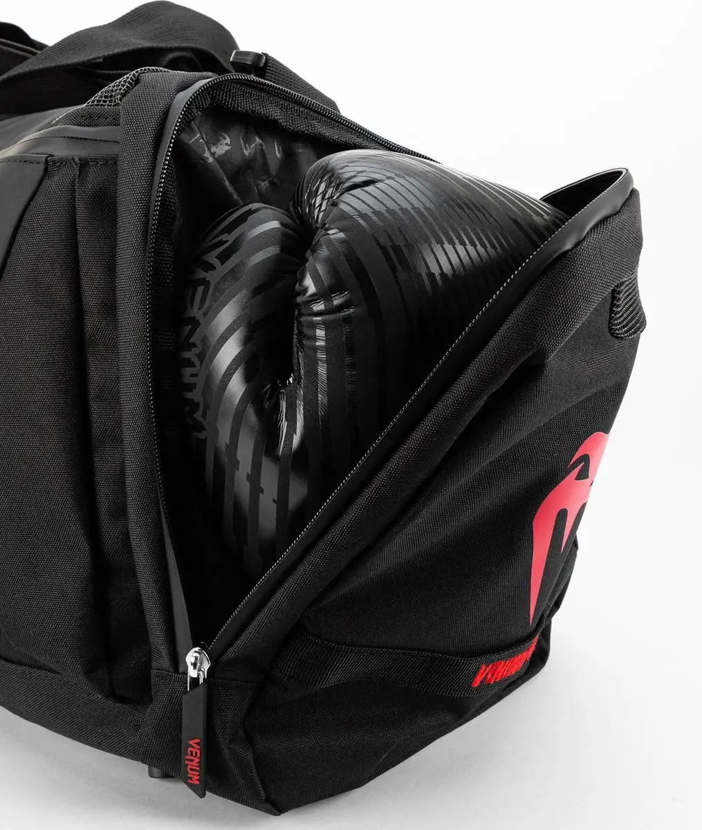 Venum Trainer Lite Evo Sporttas 63L - Zwart/Rood