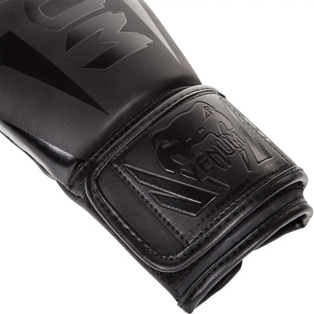 Venum Elite Bokshandschoenen 10 OZ - Zwart