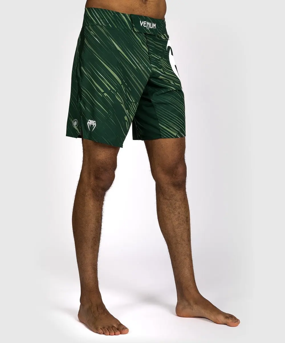 Venum Light 5.0 Rapid Fightshorts XS - Forest Green