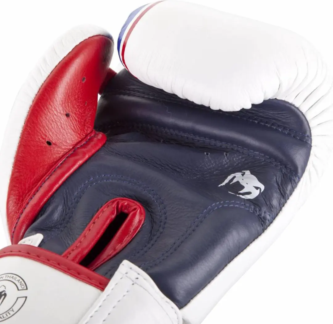 Venum Bangkok Spirit Muay Thai Bokshandschoenen 10 oz - Wit