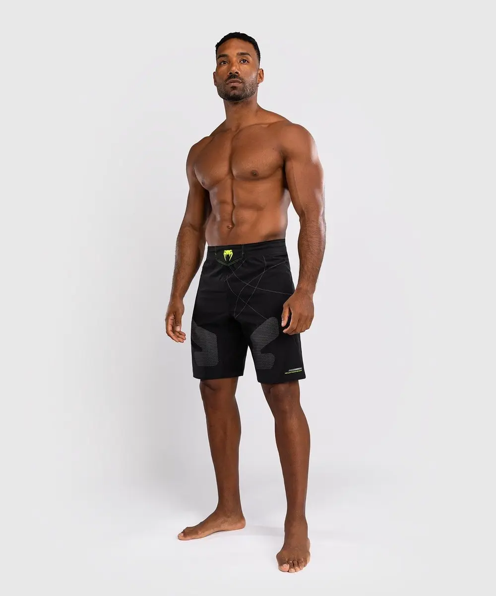 Venum Training Camp 4.0 FightShort - L - Zwart Neo Groen