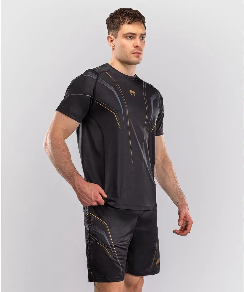 Venum Streamline Dry Tech T-shirt Zwart/Goud - XL