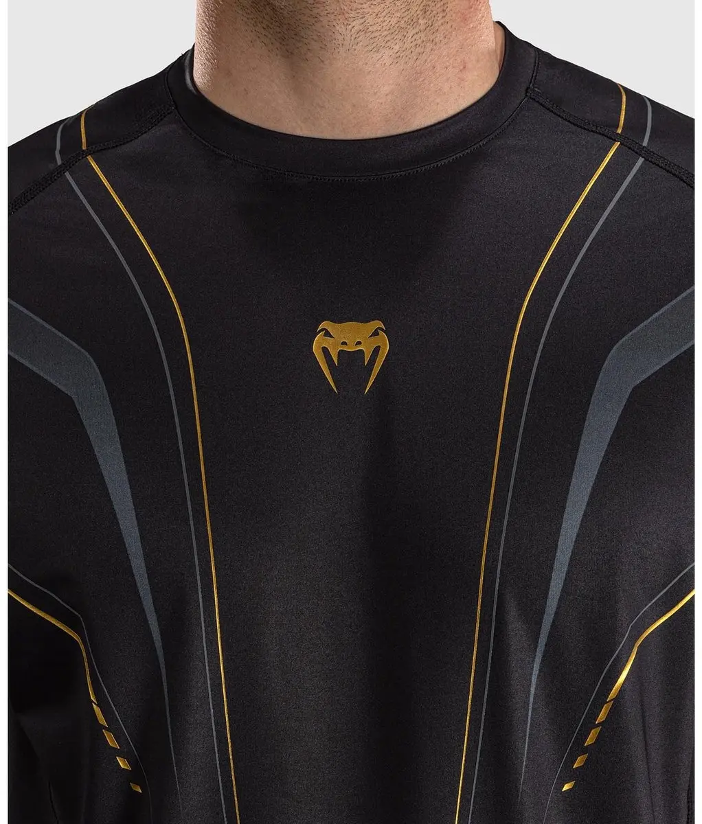 Venum Streamline Dry Tech T-shirt Zwart/Goud - XL