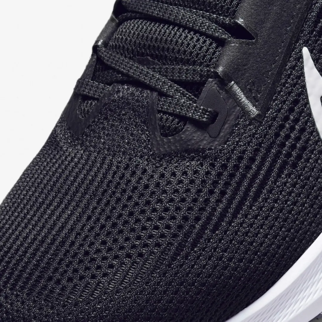 Nike Air Zoom Pegasus 40 Sportschoenen DV3853-001 - Maat 46