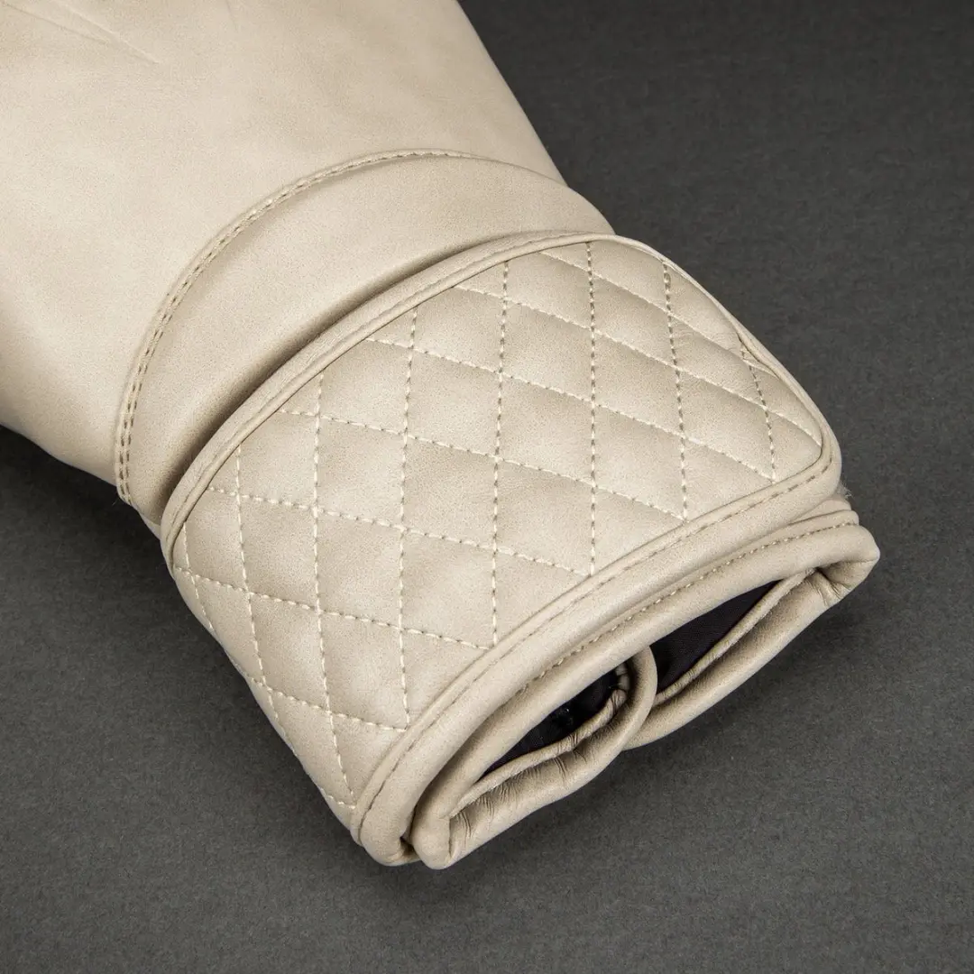 Venum Impact Classic Bokshandschoenen 10 OZ - Ivoor