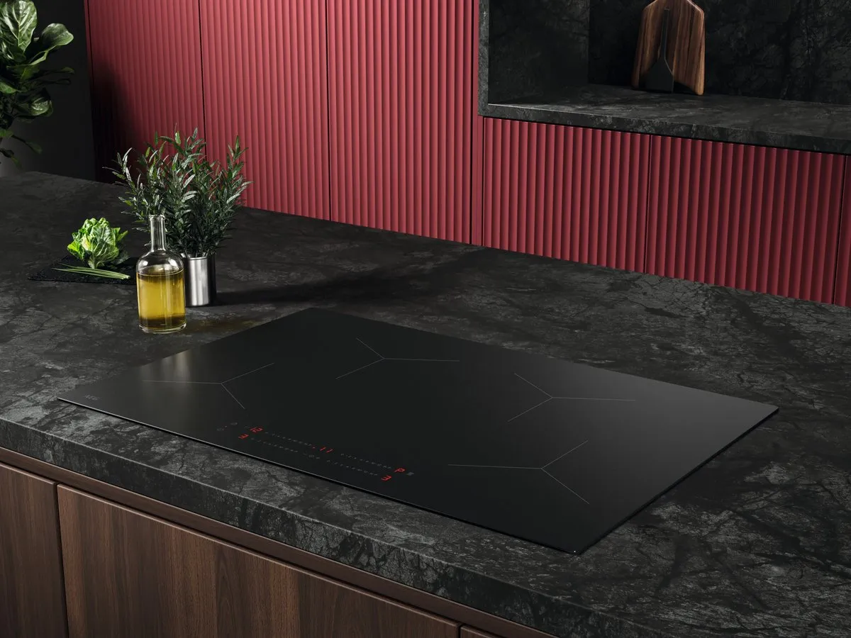 AEG TO84IA0FIT Inductiekookplaat 4 Zones - 7,6 kW Zwart