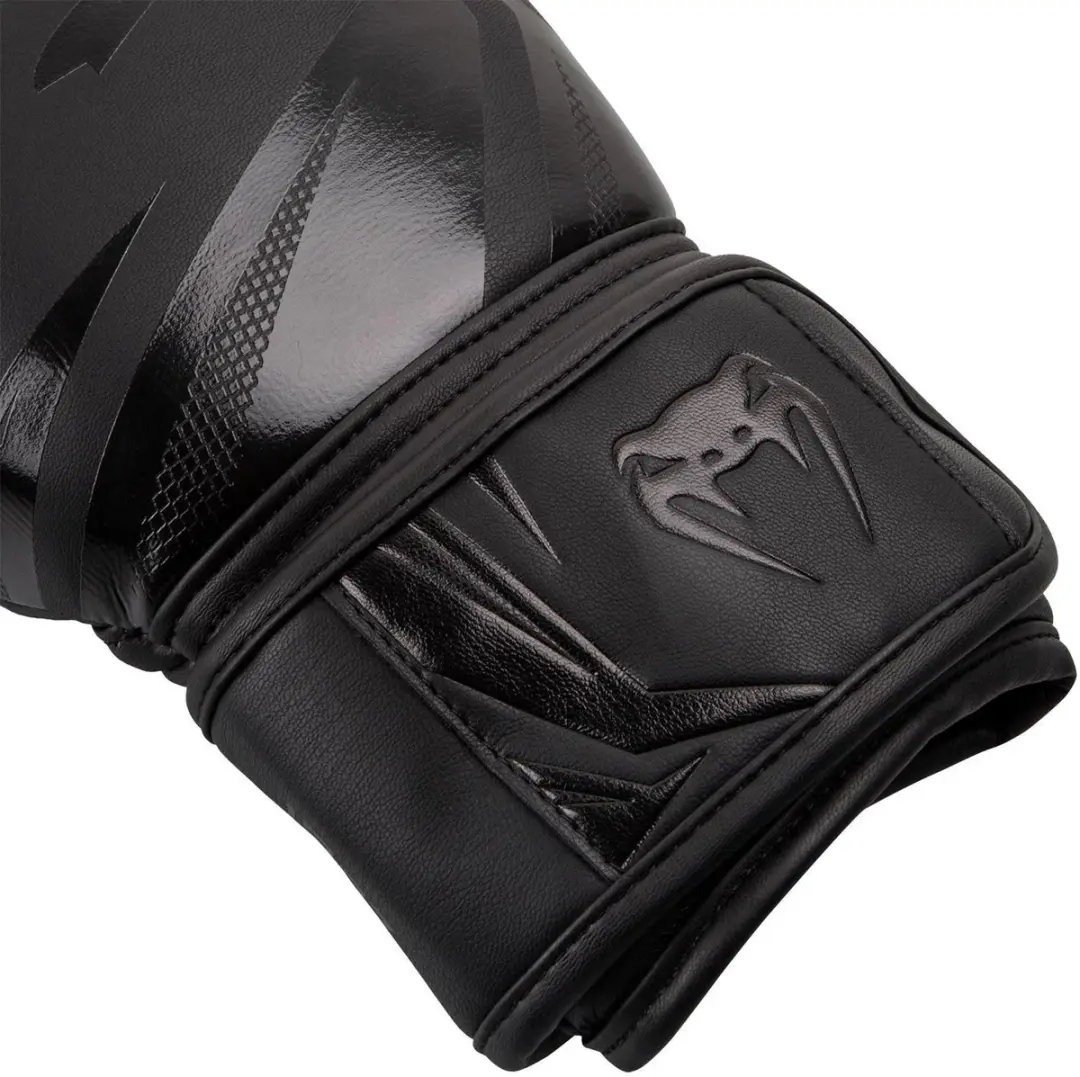 Venum Challenger 3.0 Kickbokshandschoenen 12 oz - Zwart