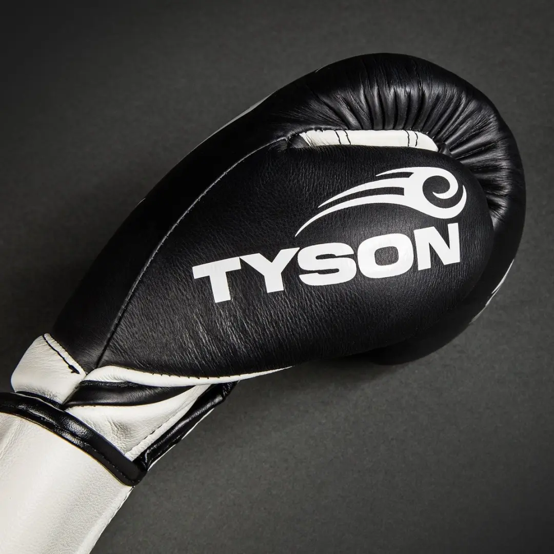 Venum Giant 2.0 Mike Tyson Bokshandschoenen 10 OZ - Diepzwart/Optisch Wit