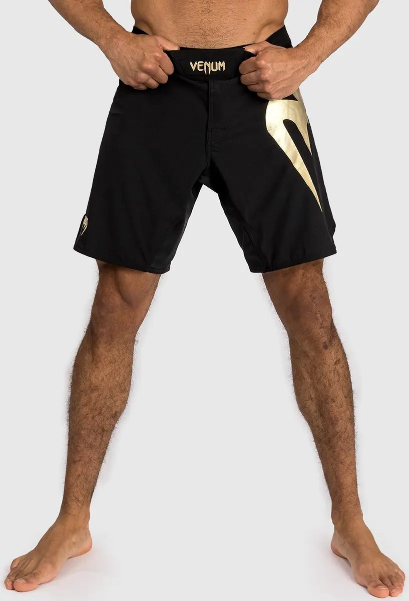 Venum Fight Shorts Light 5.0 XS - Zwart Goud