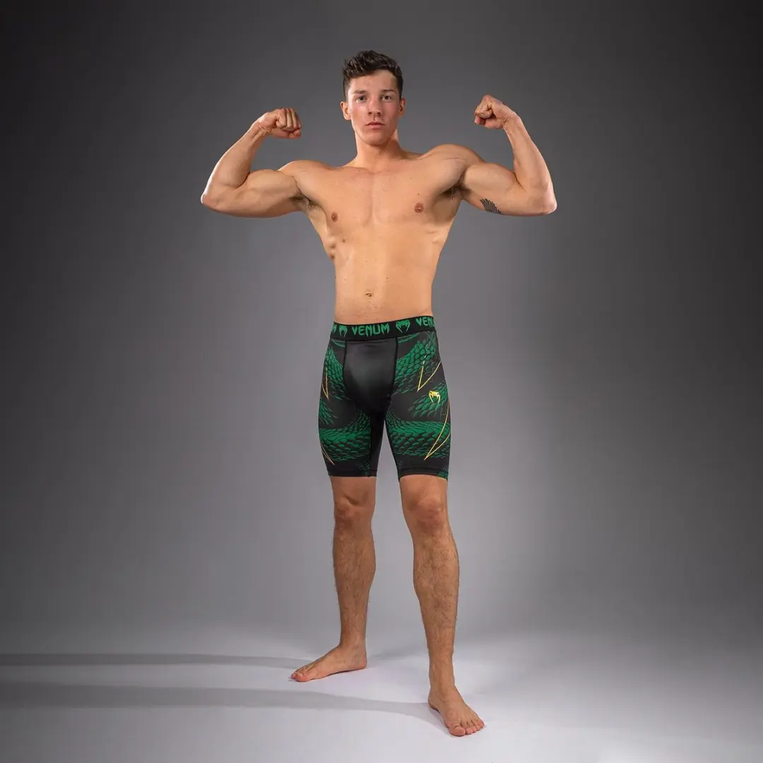 Venum Matupa Vale Tudo Shorts M - Zwart/Groen/Goud