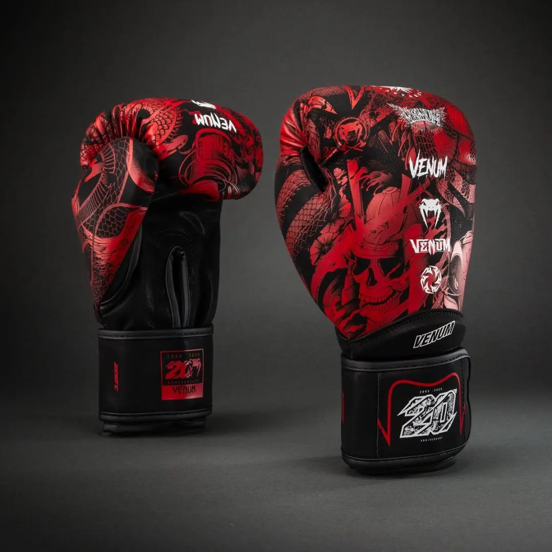 Venum 20th Anniversary Bokshandschoenen 12 oz - Zwart/Rood