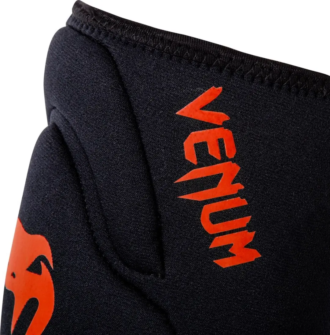 Venum Kontact Gel Kniebeschermers L - Zwart/Rood