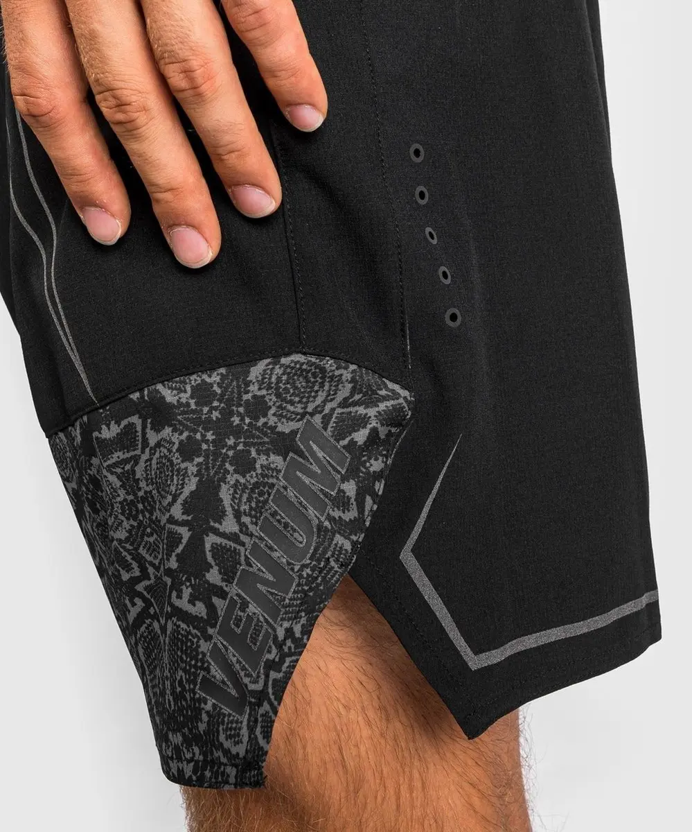 Venum Fightshort Light 4.0 XXL - Zwart