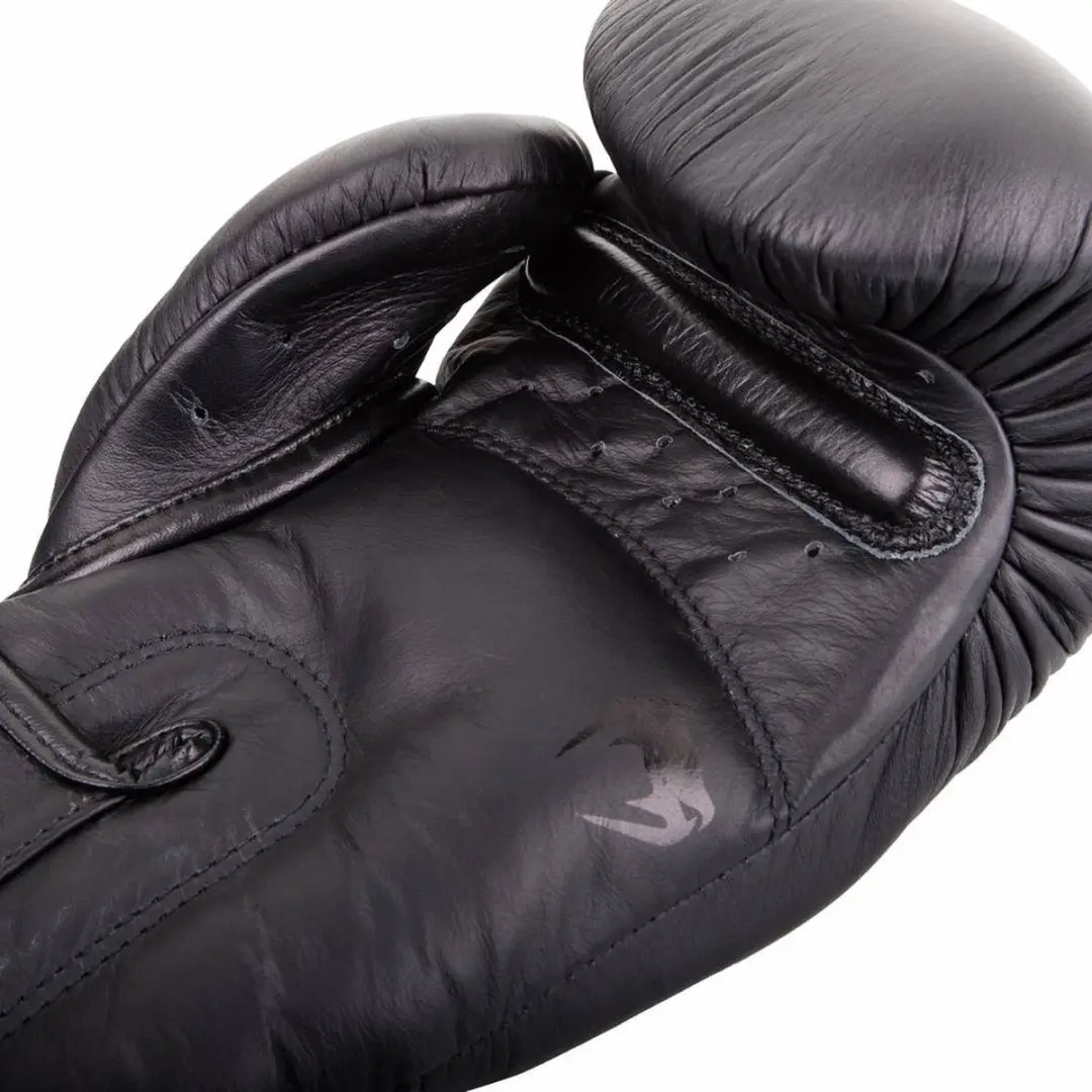 Venum Giant 3.0 Bokshandschoenen 8oz - Zwart