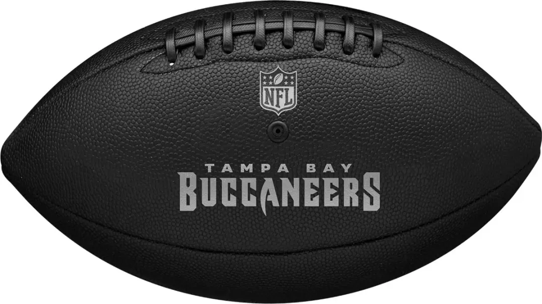 Wilson NFL Team Buccaneers Metallic Premiere Bal - 1 Stuk
