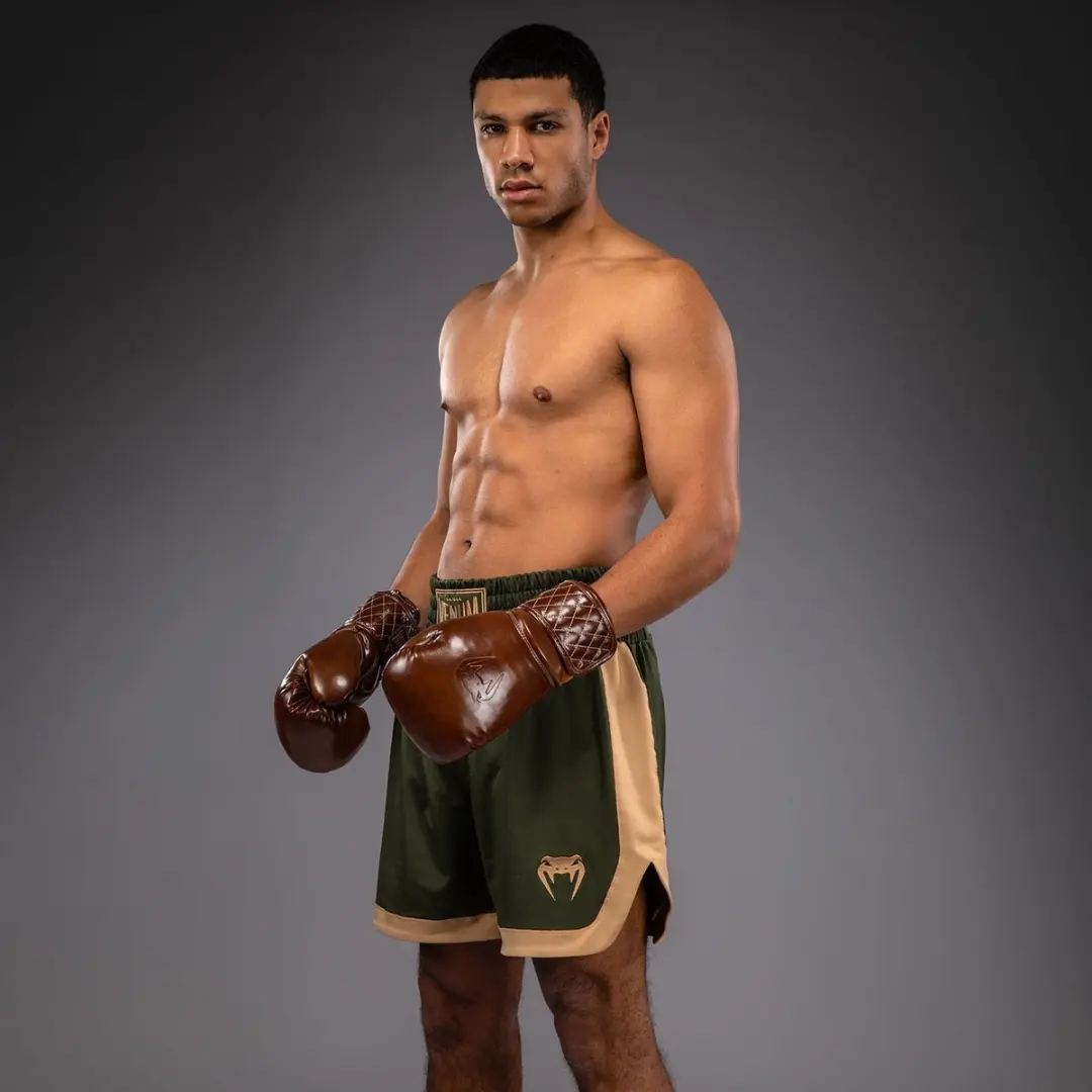 Venum Classic Boxing Shorts XL - Militair Groen Zand