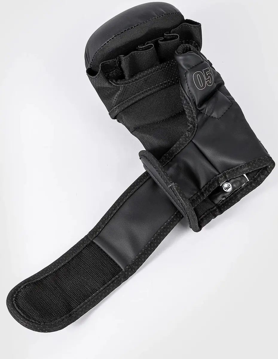 Venum Impact Evo Sparring MMA Handschoenen - L/XL - Zwart - afbeelding 6 van 6