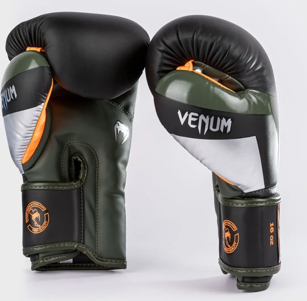 Venum Elite Bokshandschoenen 12 oz - Zwart/Zilver/Kaki