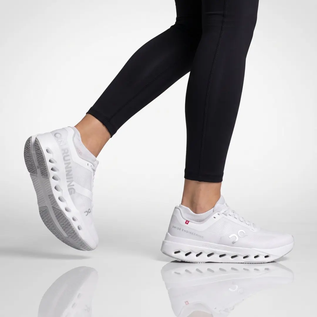 ON Running Cloudsurfer Next Dames Hardloopschoenen - Maat 42