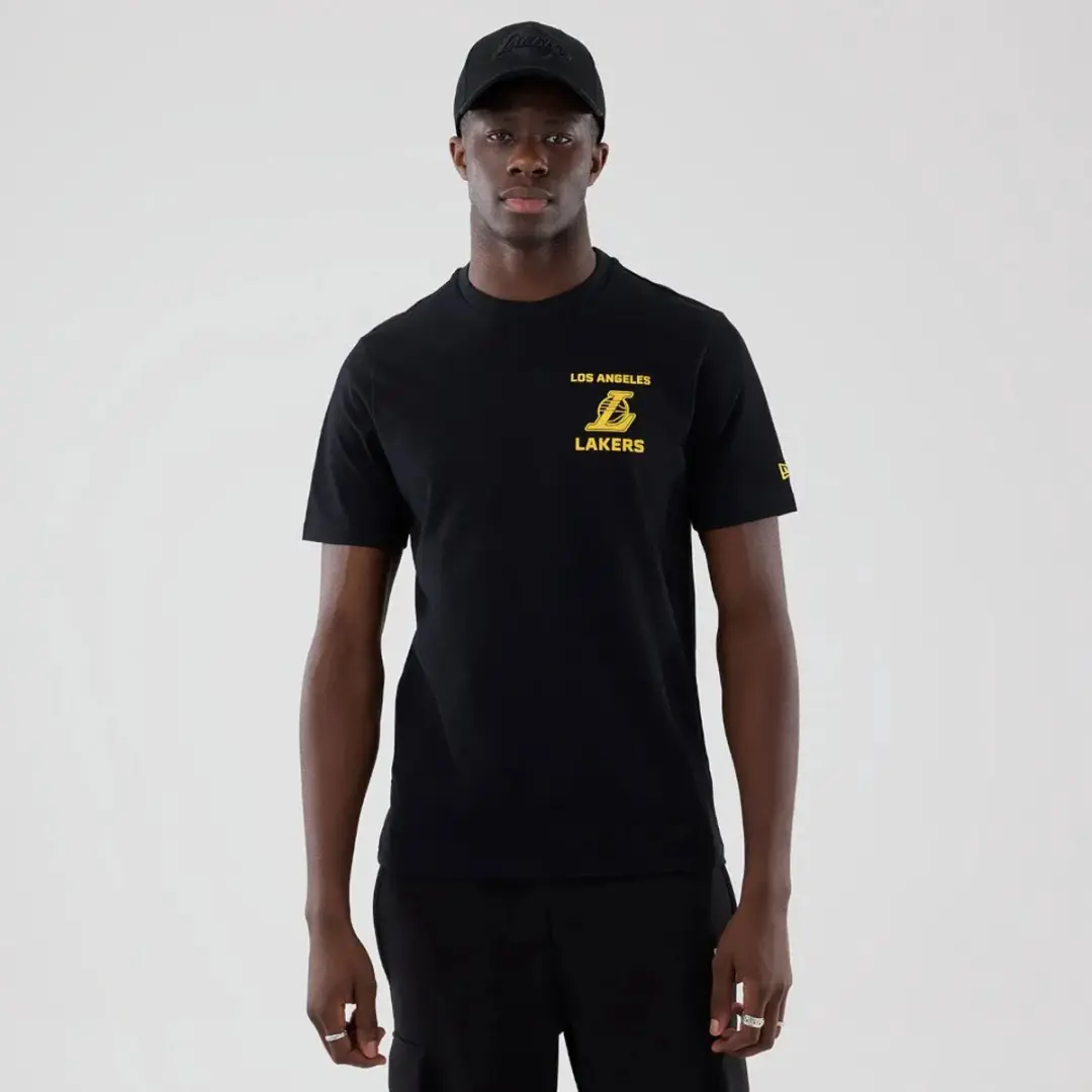 New Era Los Angeles Lakers NBA Court Graphic T-shirt M - Zwart