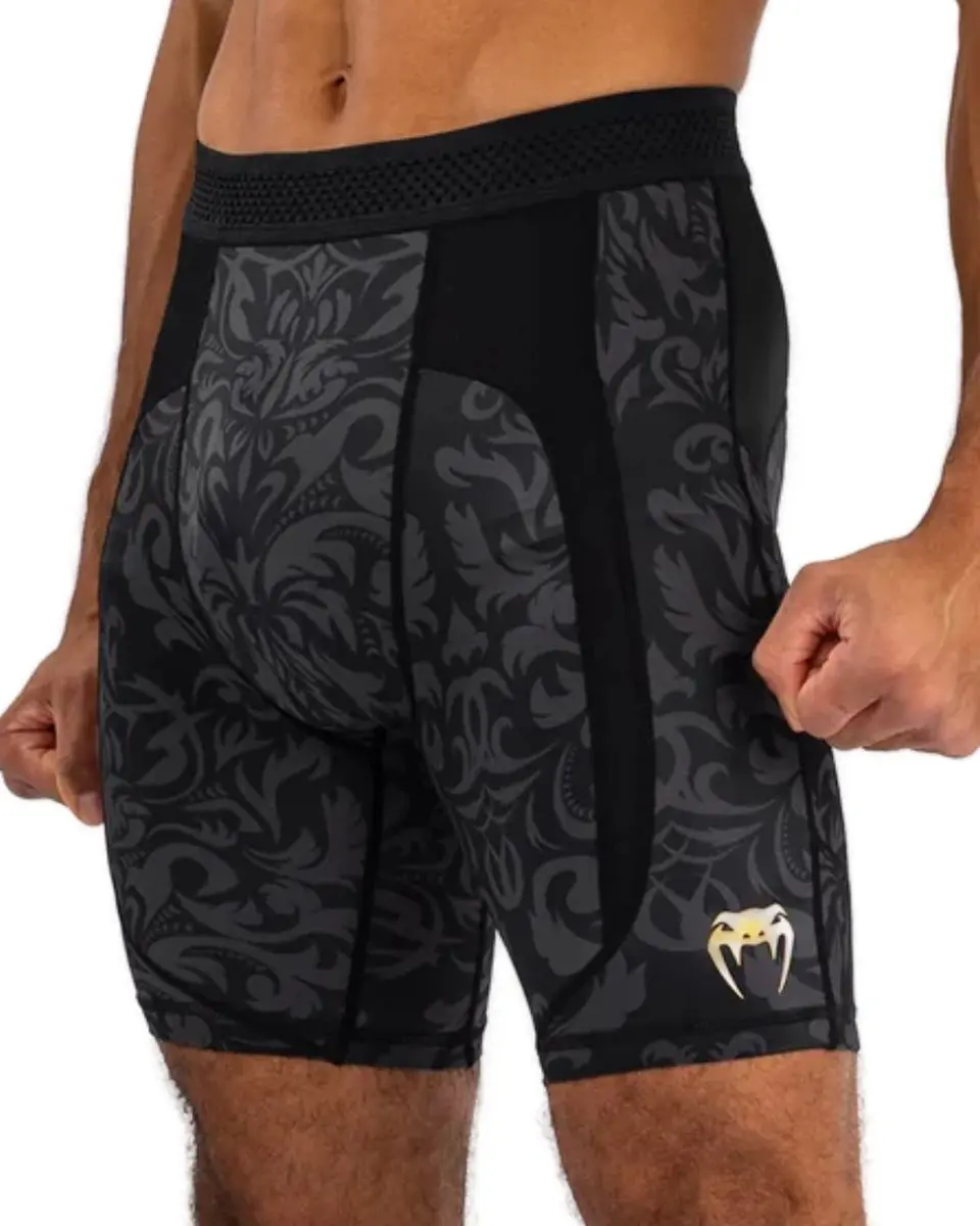 Venum x Ilia Topuria Vale Tudo Short - XL - Zwart/Goud