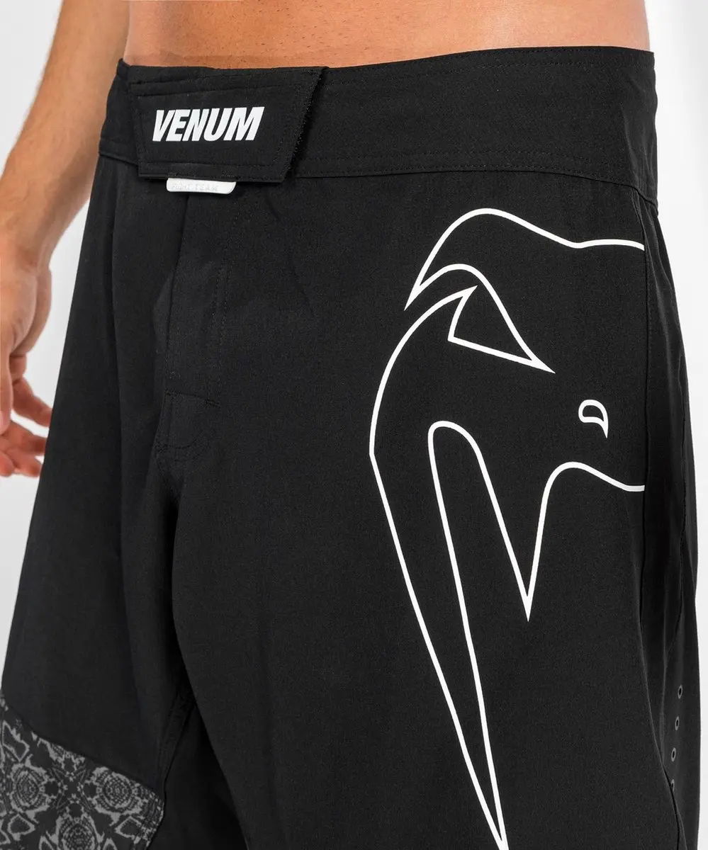 Venum Fightshort Light 4.0 - Zwart/Wit