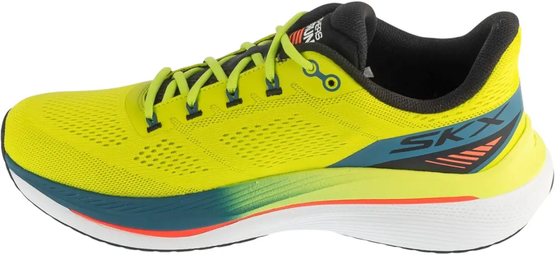 Skechers Max Cushioning Propulsion Hardloopschoenen 41 - Geel