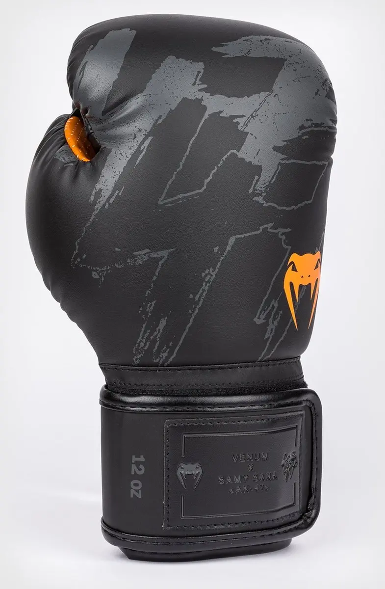 Venum Bokshandschoenen S47 16oz - Black/Orange