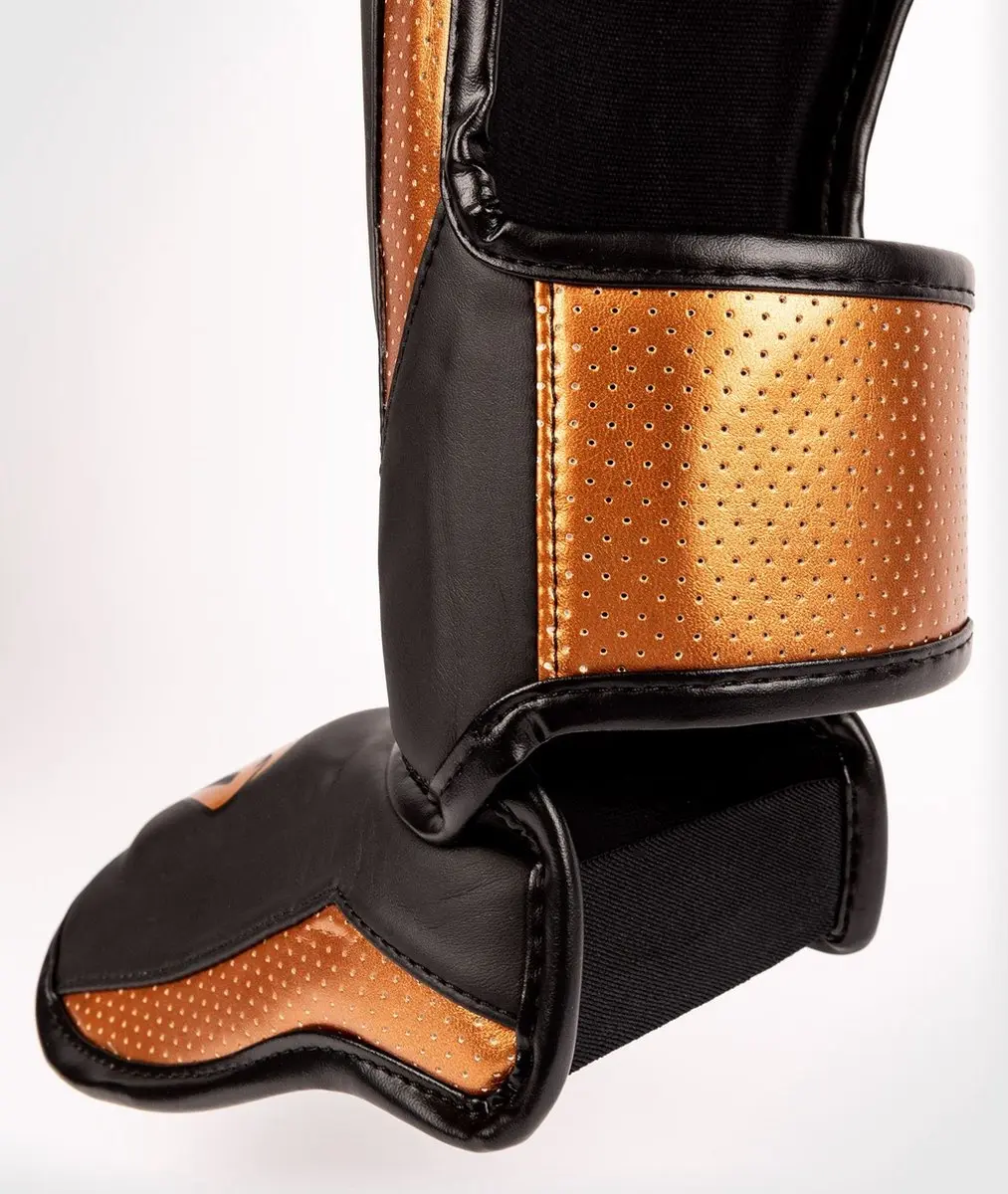 Venum Elite Evo Kickboks Scheenbeschermers L - Zwart/Brons