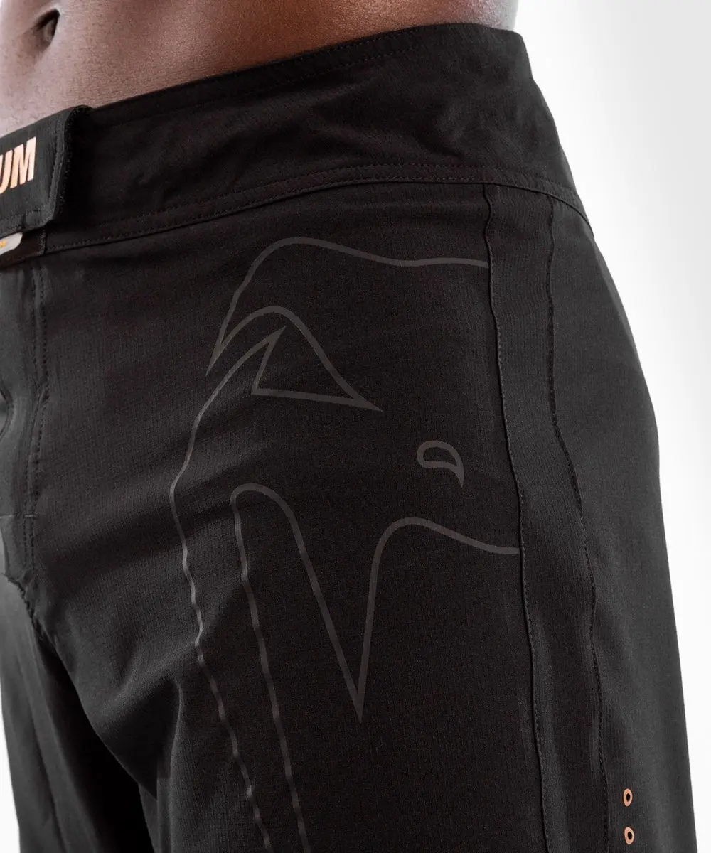 Venum Light 4.0 Fightshort XXL - Zwart Brons - afbeelding 6 van 6