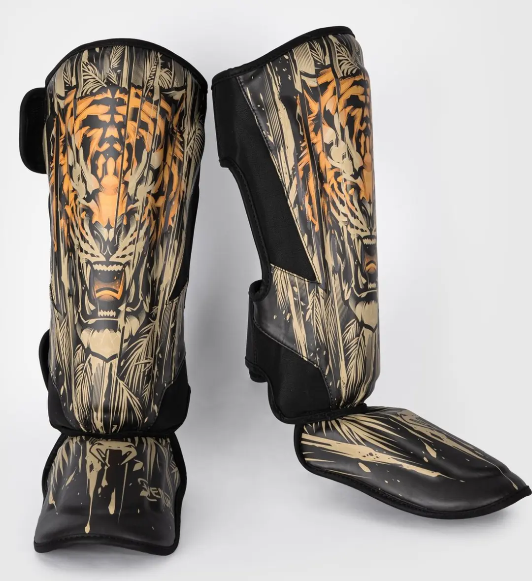 Venum Tiger Scheenbeschermers - M - Zwart Neon Oranje