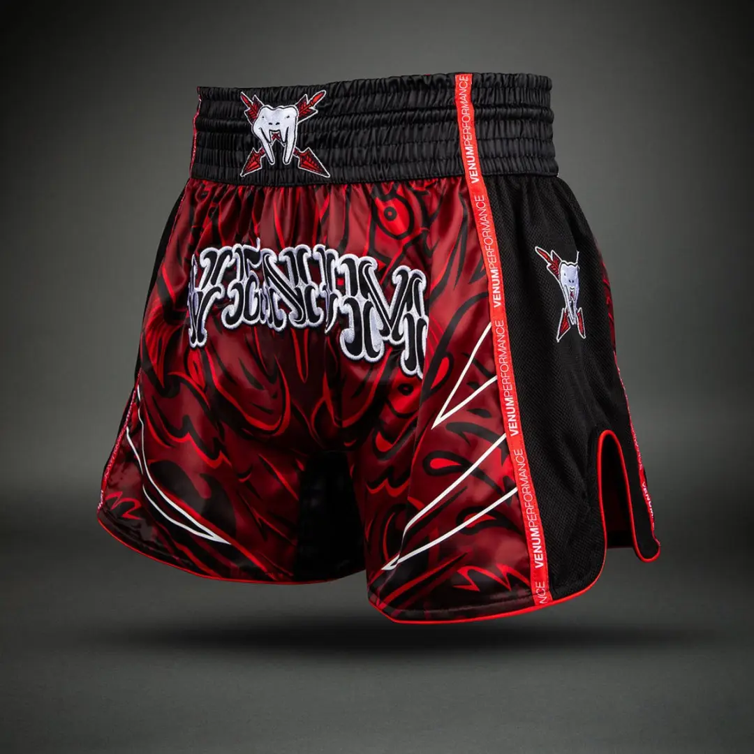 Venum Wolf Atak Muay Thai Short - XL - Zwart/Rood