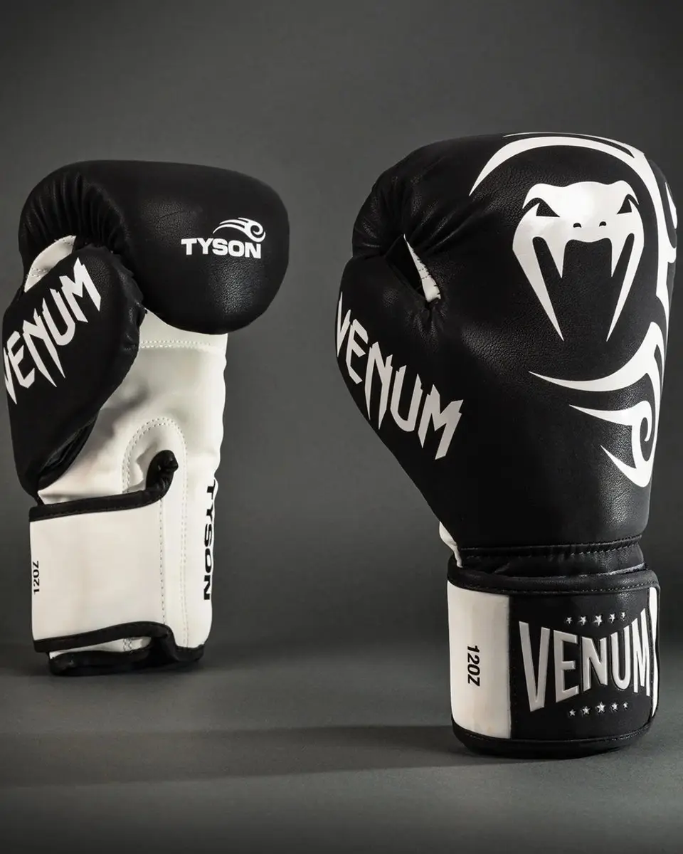 Venum Mike Tyson Replica Bokshandschoenen 10 oz