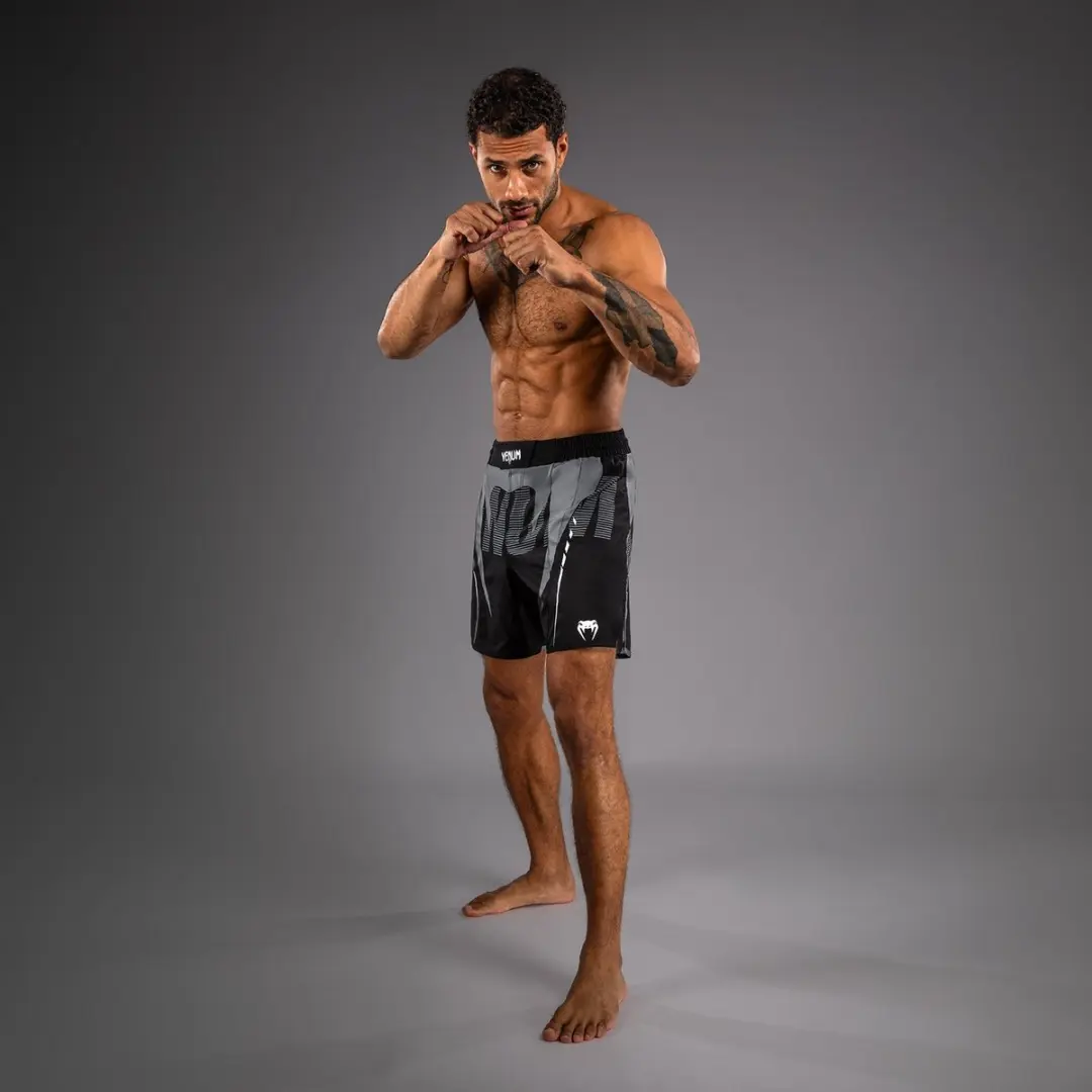 Venum Adrenaline Fightshorts M - Zwart/Zilver/Grijs