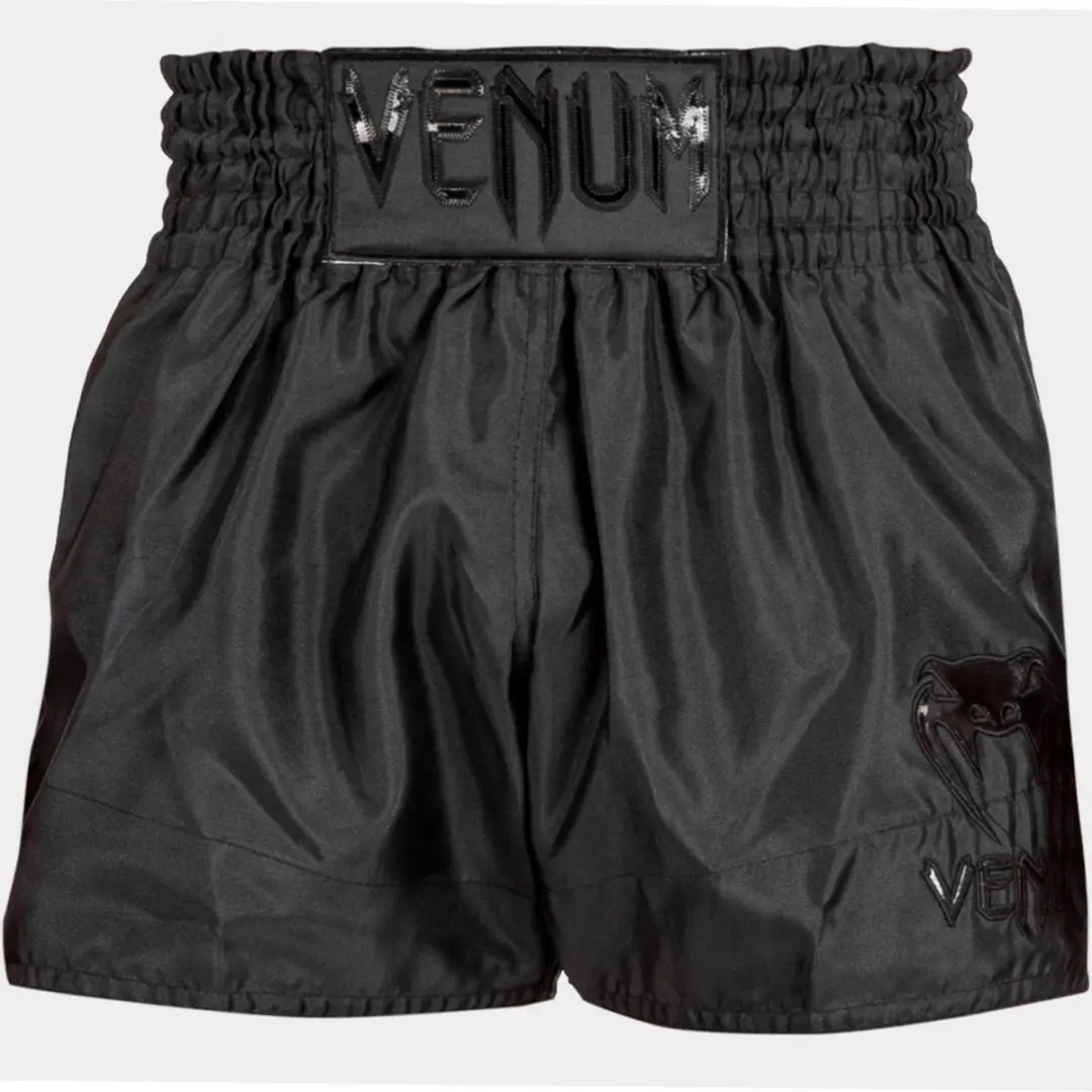 Venum Classic Muay Thai Short M - Zwart