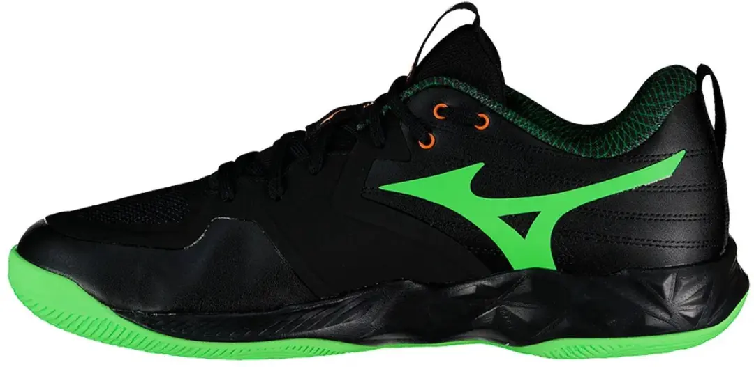 Mizuno Wave Momentum Pro Sportschoenen - EU 39 - Zwart