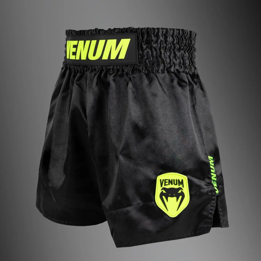 Venum Classic Evo Muay Thai Shorts XXL - Zwart Neon Geel