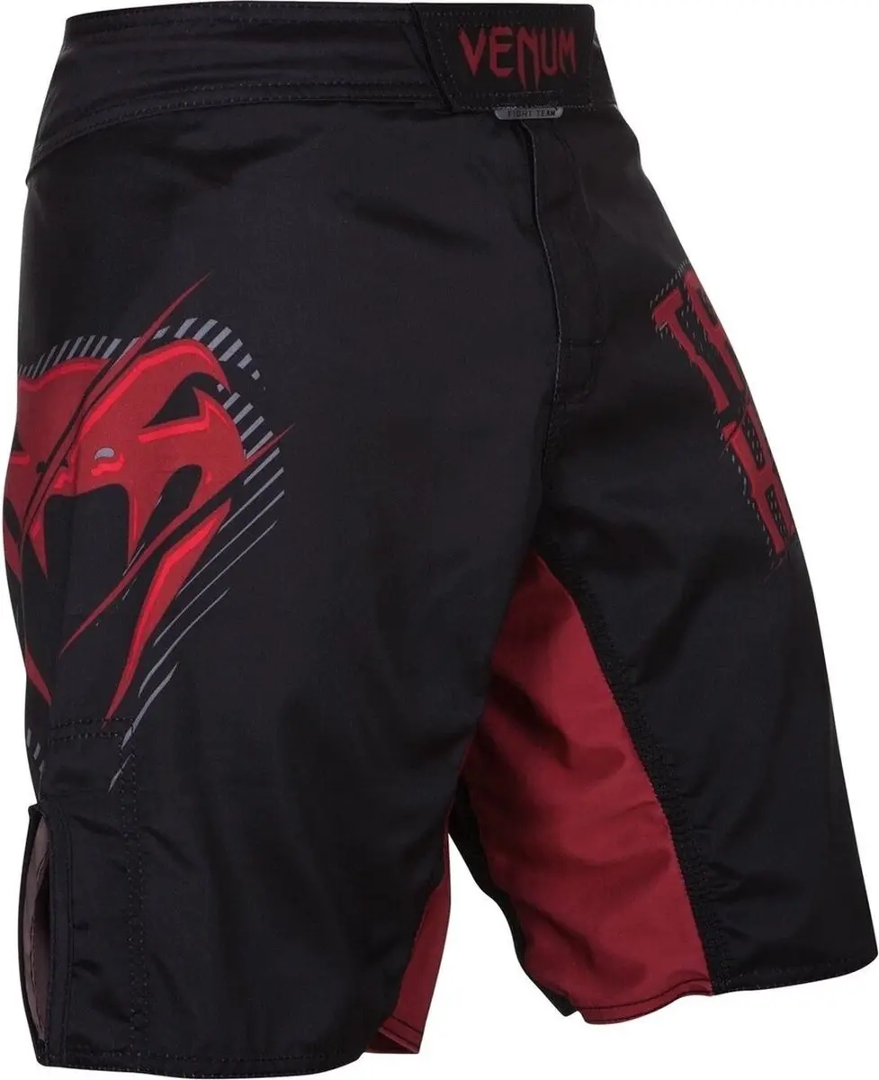 Venum Fightshorts Short - XS - Zwart Rood