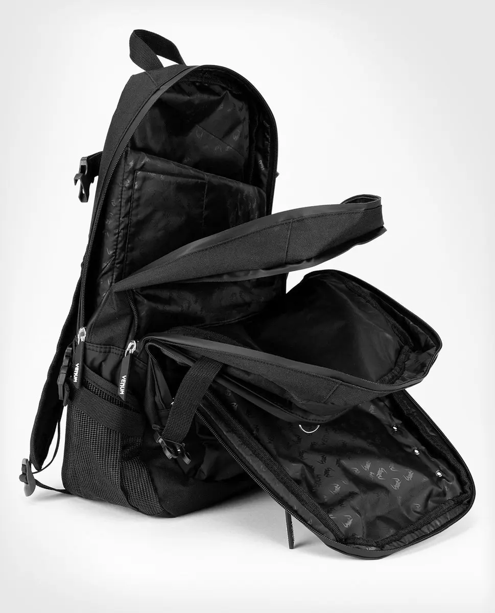 Venum Challenger Pro Evo Rugzak 22L - Zwart/Wit