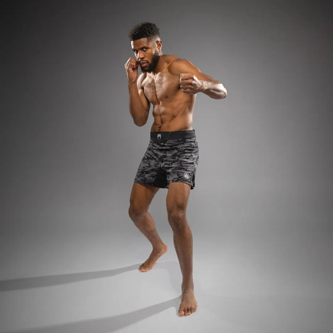 Venum X Polaris Fightshorts - XS - Zwart Camo Stormgrijs