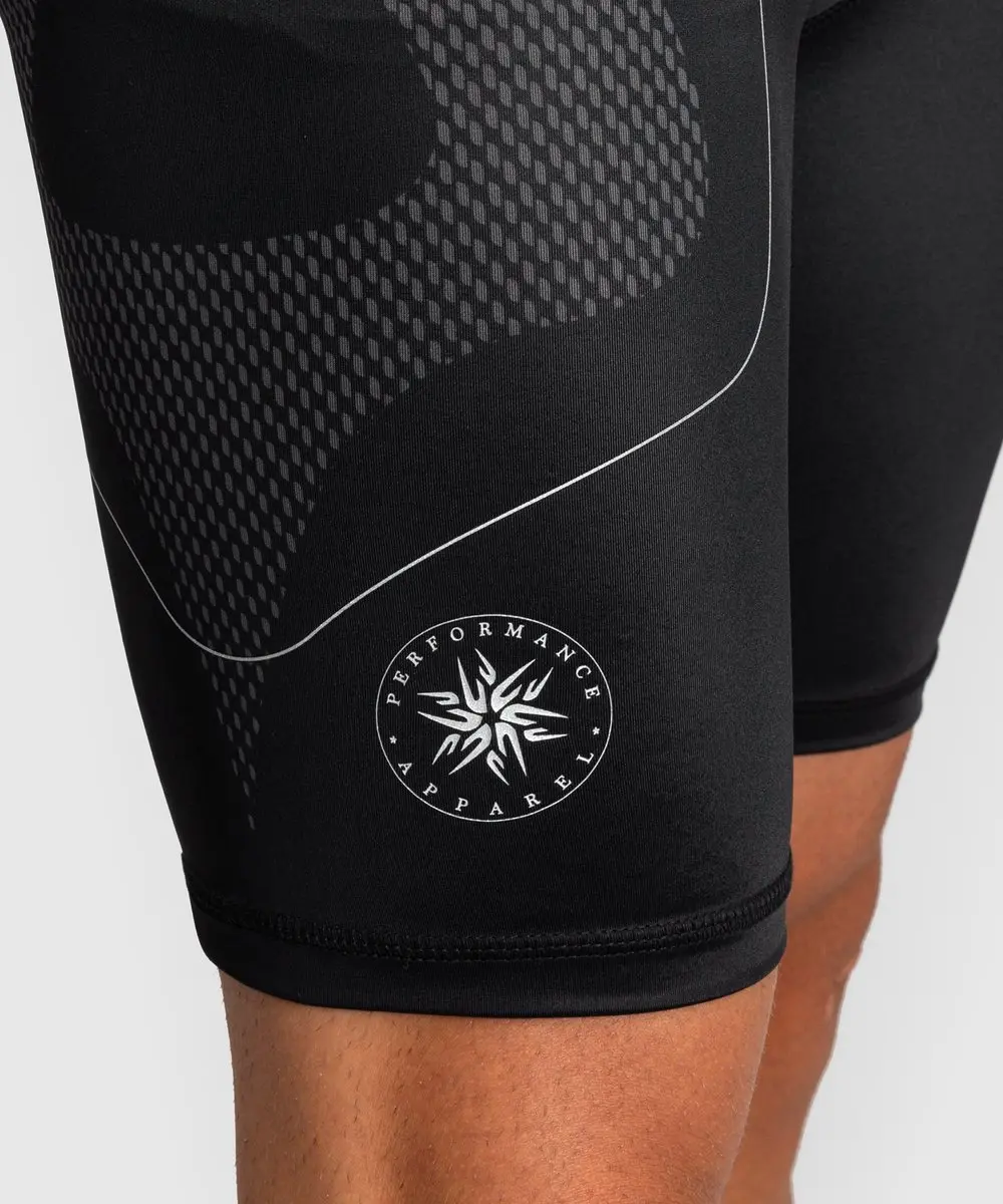 Venum Nexus Vale Tudo Short M - Zwart Zilver