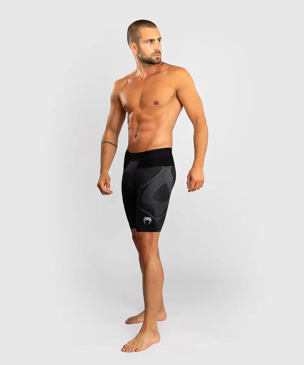 Venum Nexus Vale Tudo Short M - Zwart Zilver