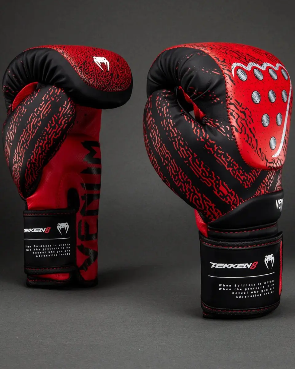 Venum x TEKKEN 8 Kazuya Bokshandschoenen 14 oz - Rood/Zwart