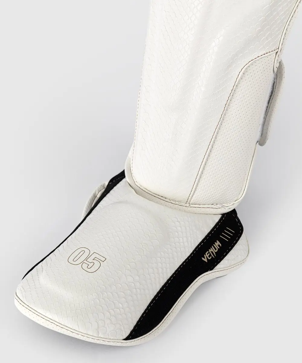 Venum Impact Evo Scales Scheenbeschermers - L - Ivory