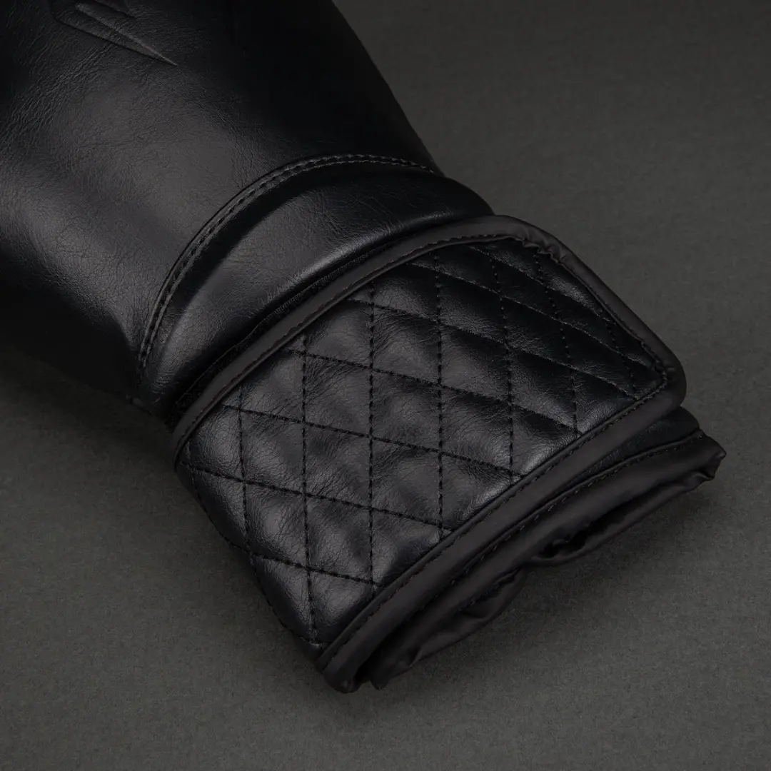 Venum Impact Classic Bokshandschoenen 12 OZ - Zwart